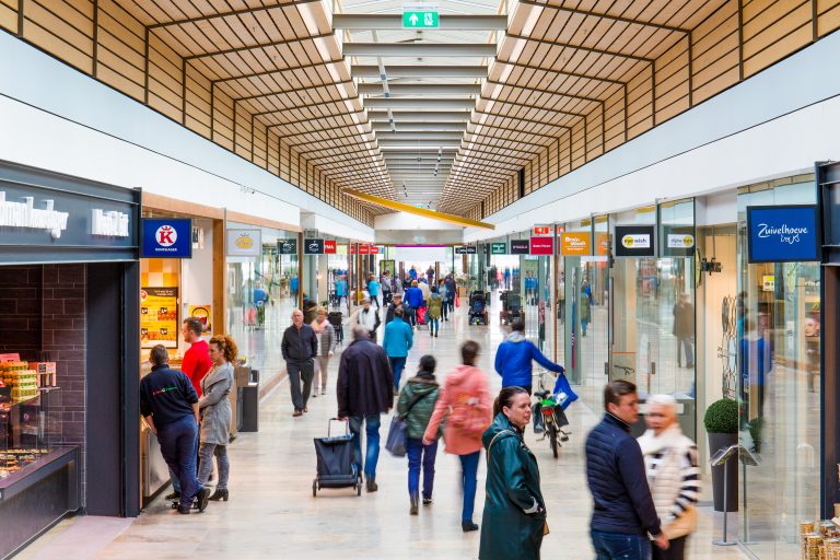 Van Zon Makelaars - Winkelcentrum Koningshoek